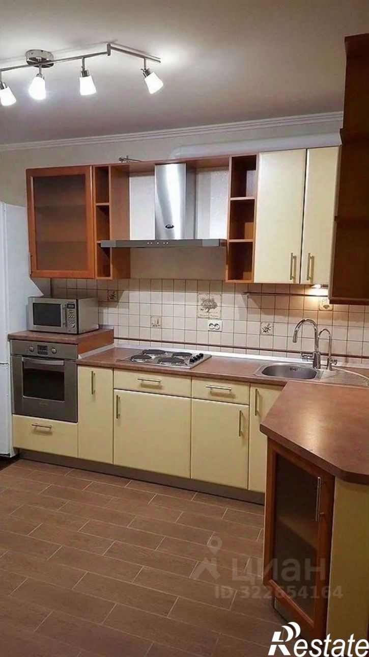 3-комн квартира улица Малиновского, 66/1,  д. 66/1