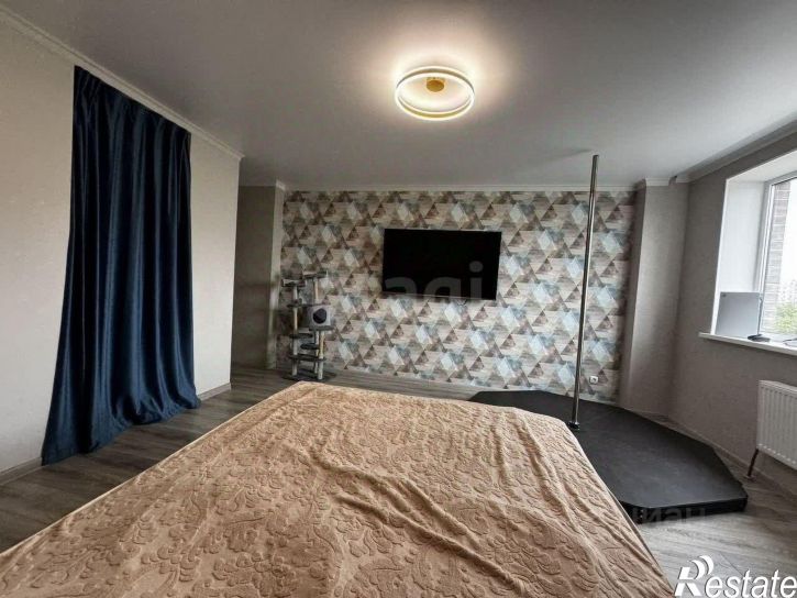 2-комн квартира б-р Комарова, 20в/9а,  д. 20в/9а