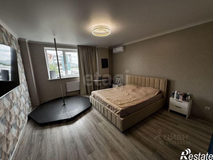 2-комн квартира б-р Комарова, 20в/9а,  д. 20в/9а