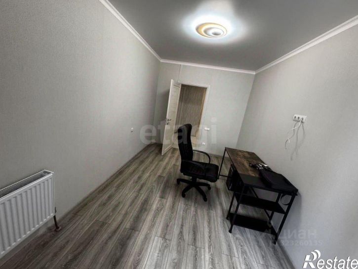 2-комн квартира б-р Комарова, 20в/9а,  д. 20в/9а