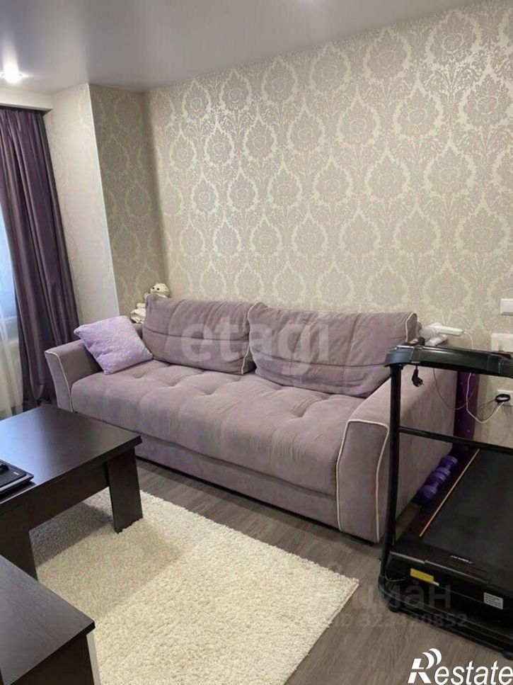 2-комн квартира улица Ларина, 24 к1,  д. 24 к1