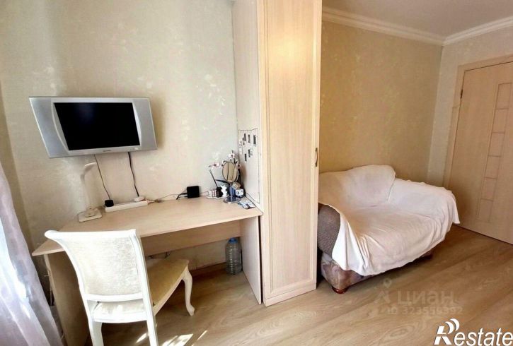 2-комн квартира улица Станиславского, 300,  д. 300