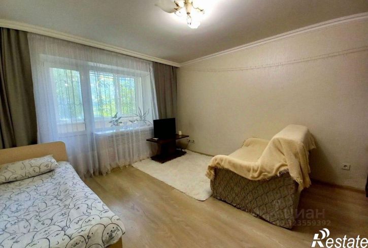 2-комн квартира улица Станиславского, 300,  д. 300