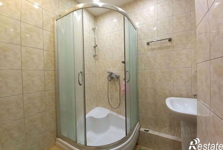 2-комн квартира улица Станиславского, 300,  д. 300