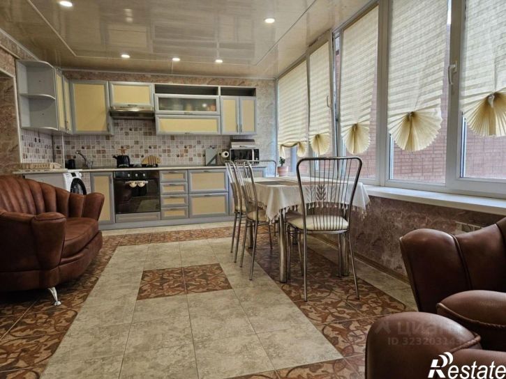 2-комн квартира пр-кт Космонавтов, 12,  д. 12