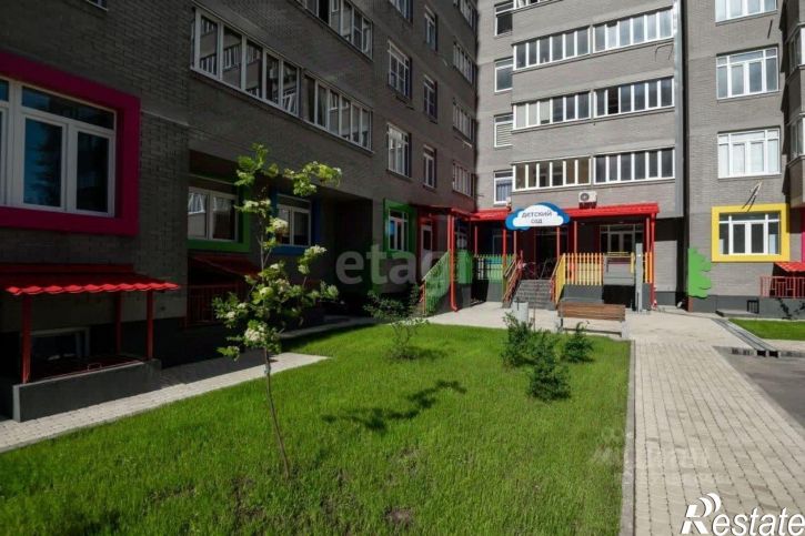 3-комн квартира проспект 40-летия Победы, 63/17 с1,  д. 63/17 с1