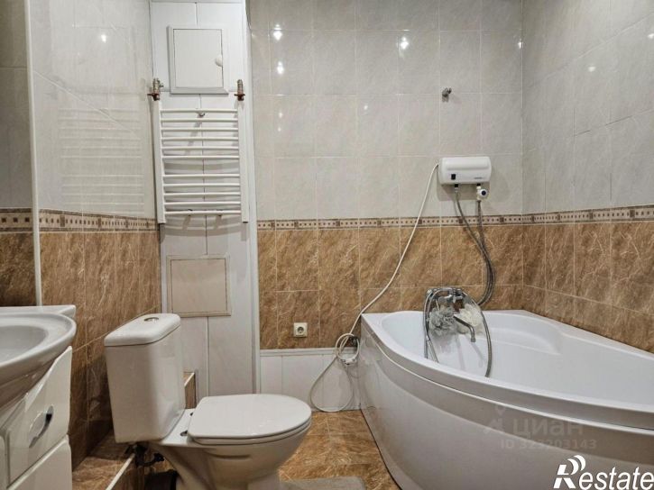 2-комн квартира пр-кт Космонавтов, 12,  д. 12