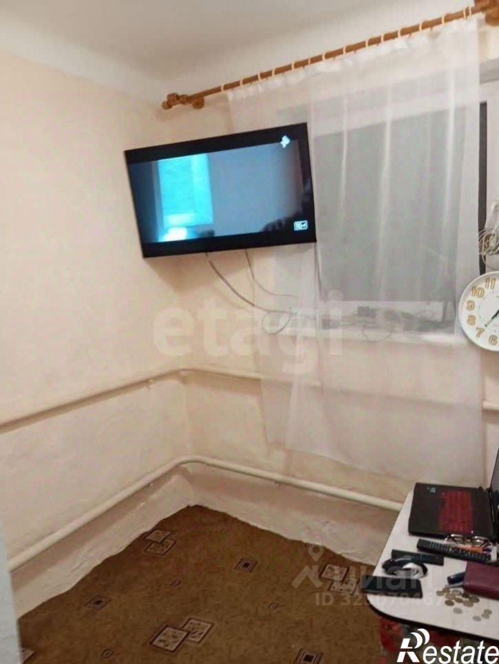 3-комн квартира Богатяновский спуск, 17,  д. 17