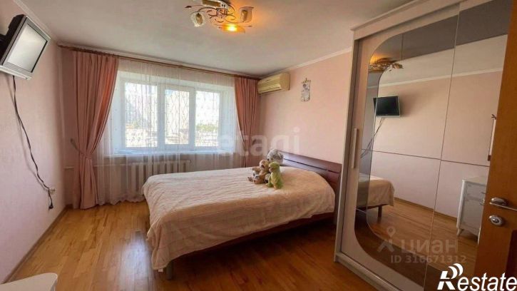 5-комн квартира проспект Стачки, 208,  д. 208