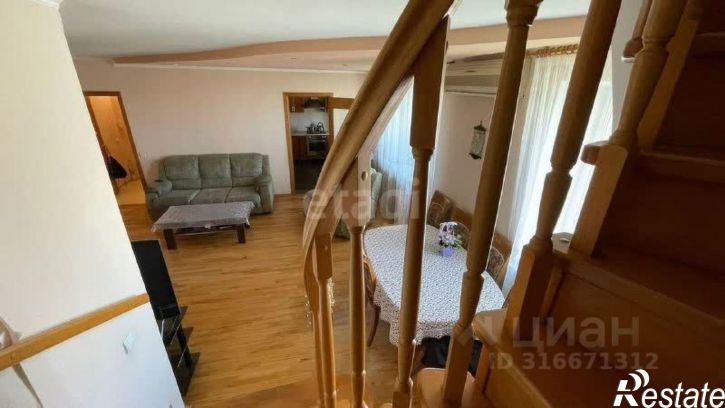 5-комн квартира проспект Стачки, 208,  д. 208