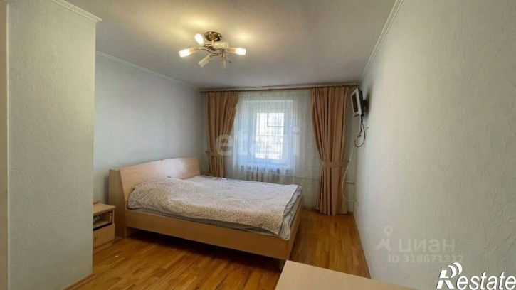 5-комн квартира проспект Стачки, 208,  д. 208