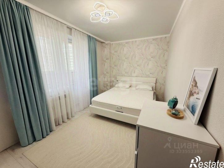 3-комн квартира бульвар Комарова, 18/3 с1,  д. 18/3 с1