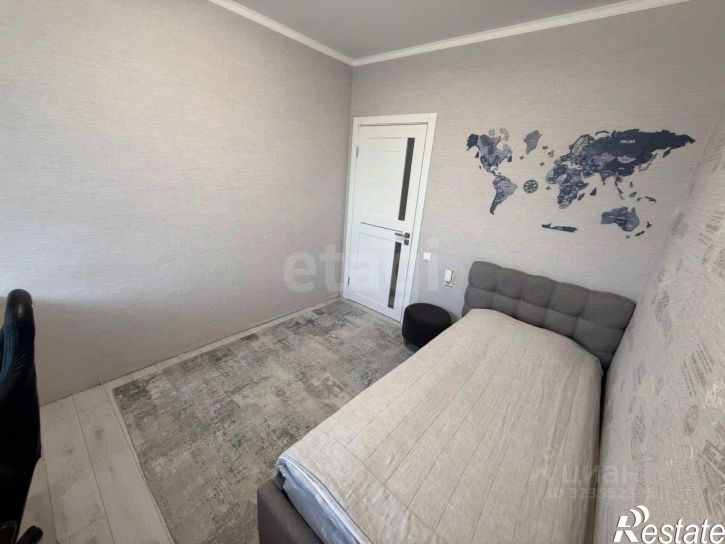 3-комн квартира бульвар Комарова, 18/3 с1,  д. 18/3 с1