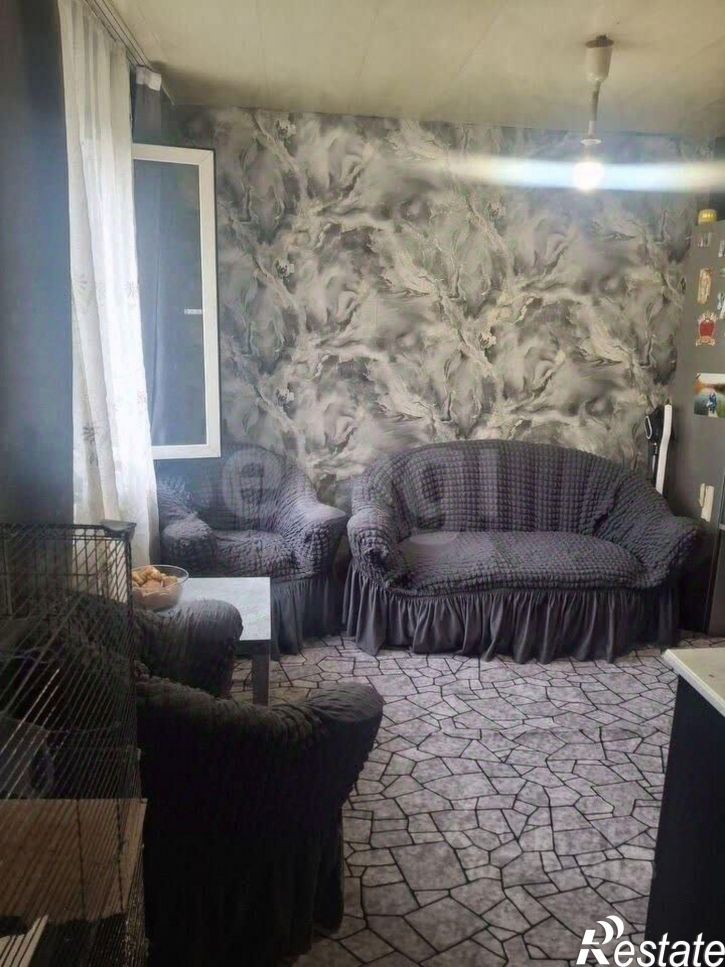 3-комн квартира пр-кт Космонавтов, 9,  д. 9