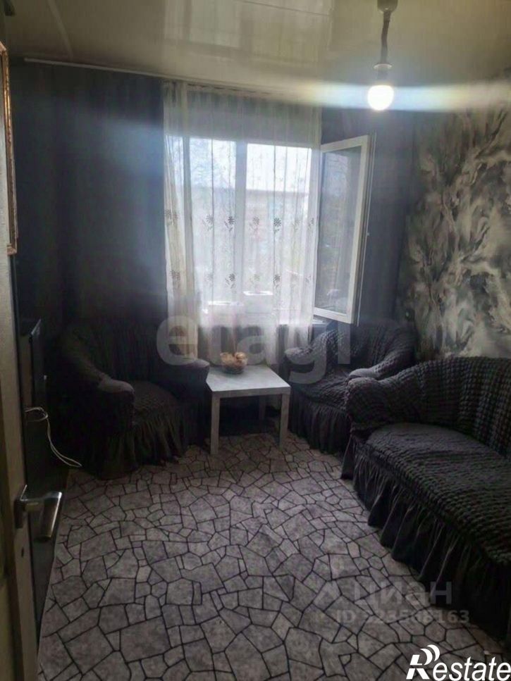 3-комн квартира пр-кт Космонавтов, 9,  д. 9