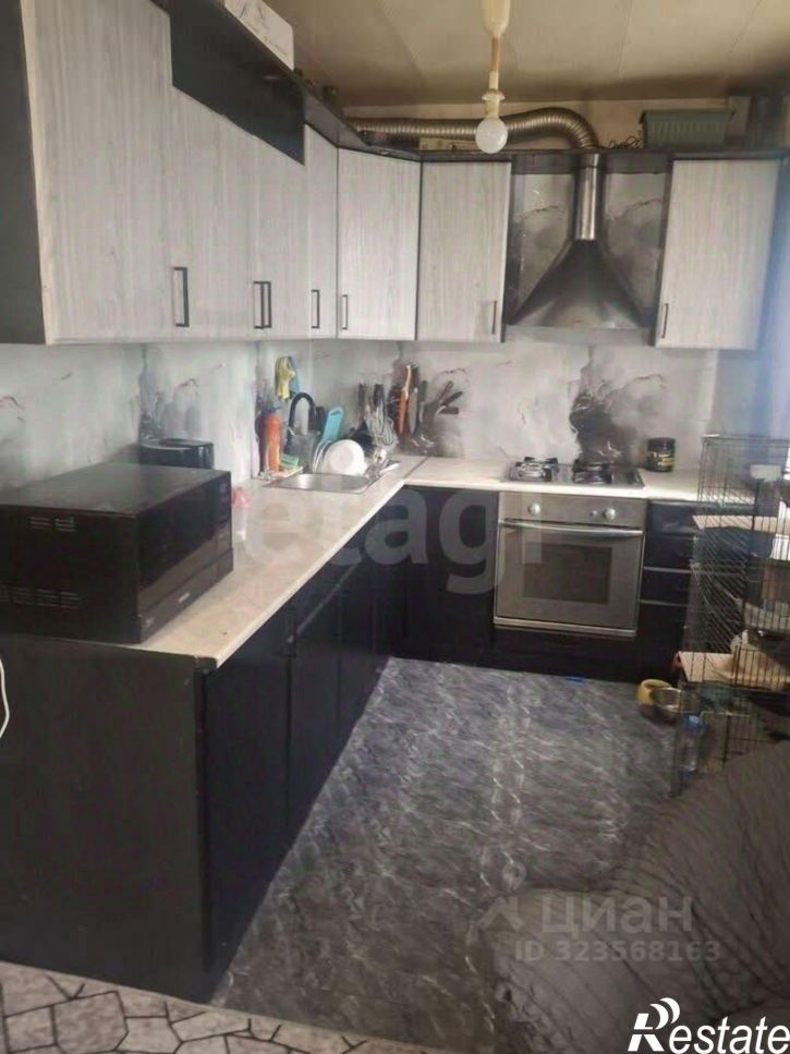 3-комн квартира пр-кт Космонавтов, 9,  д. 9