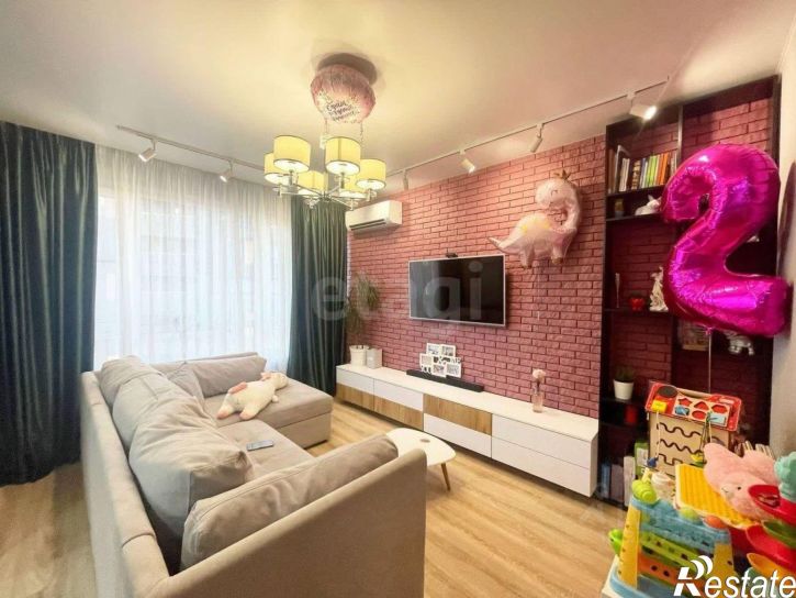 3-комн квартира Доломановский пер, 19,  д. 19