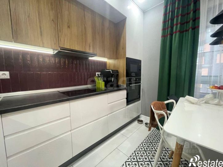 3-комн квартира Доломановский пер, 19,  д. 19