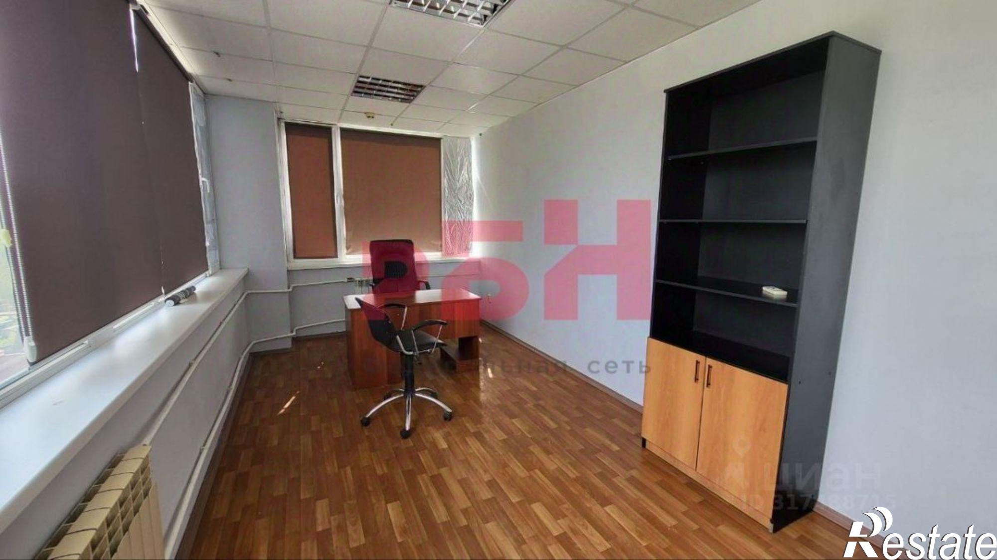 Сдать офис, помещение под офис за 24 000 рублей на улица Малиновского, 9