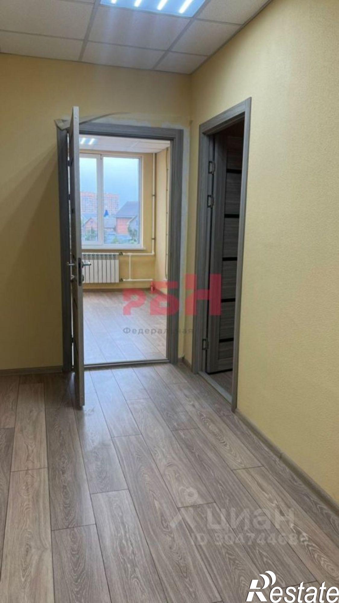 Сдать офис, помещение под офис за 240 000 рублей на проспект Королёва