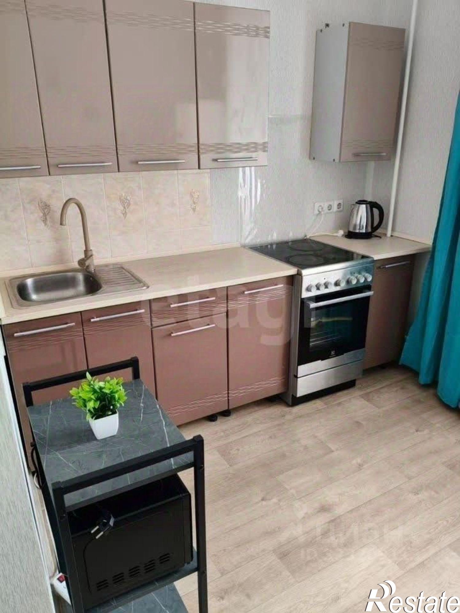 Сдать квартиру за 26 000 рублей на улица Жданова, 7/33