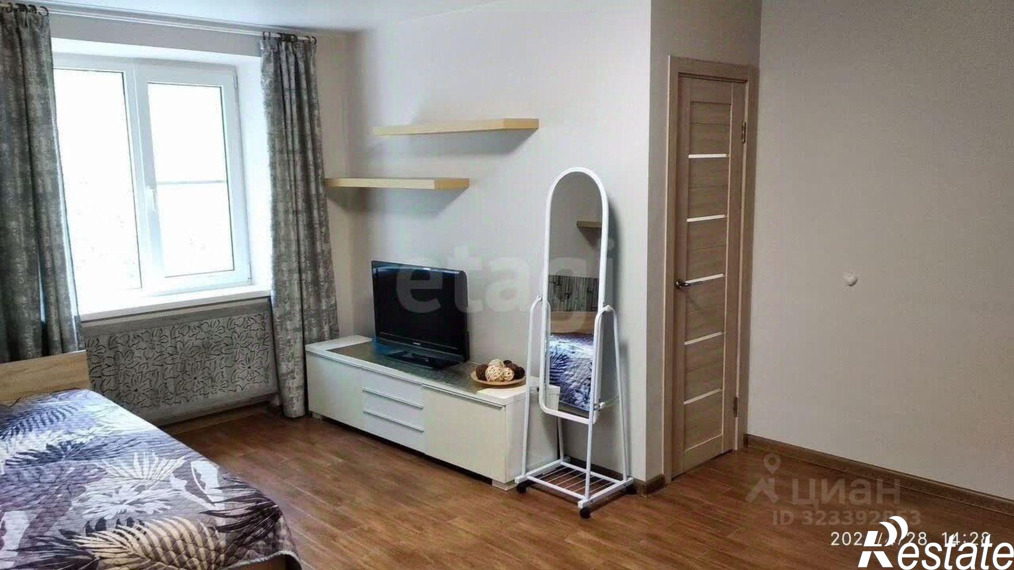 Сдать квартиру за 30 000 рублей на проспект Ленина, 90Е