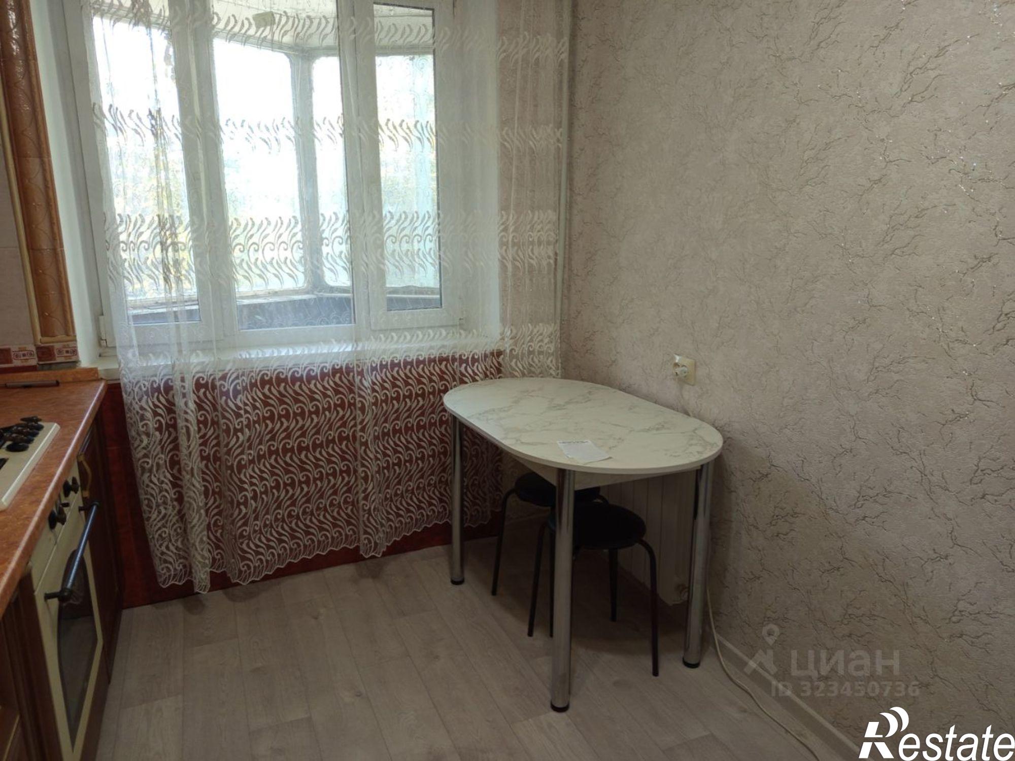 Сдать квартиру за 27 000 рублей на бульвар Комарова, 8/2