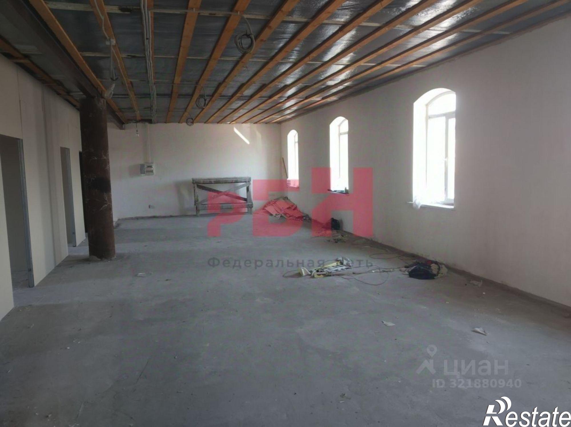 Сдать ОСЗ, отдельно стоящее здание за 24 989 рублей на улица Мадояна, 161