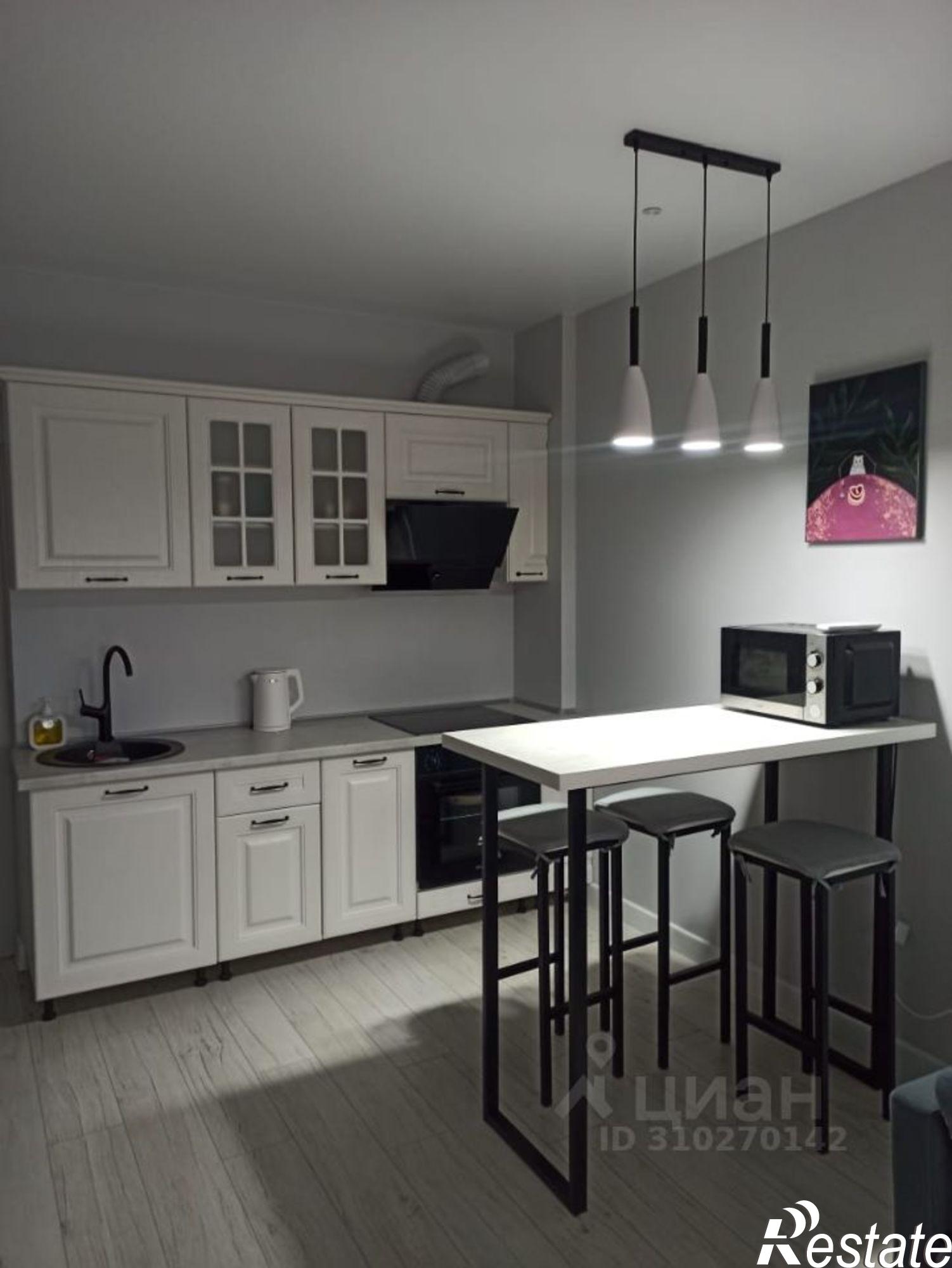 Сдать квартиру за 36 000 рублей на бульвар Комарова, 20В/9А