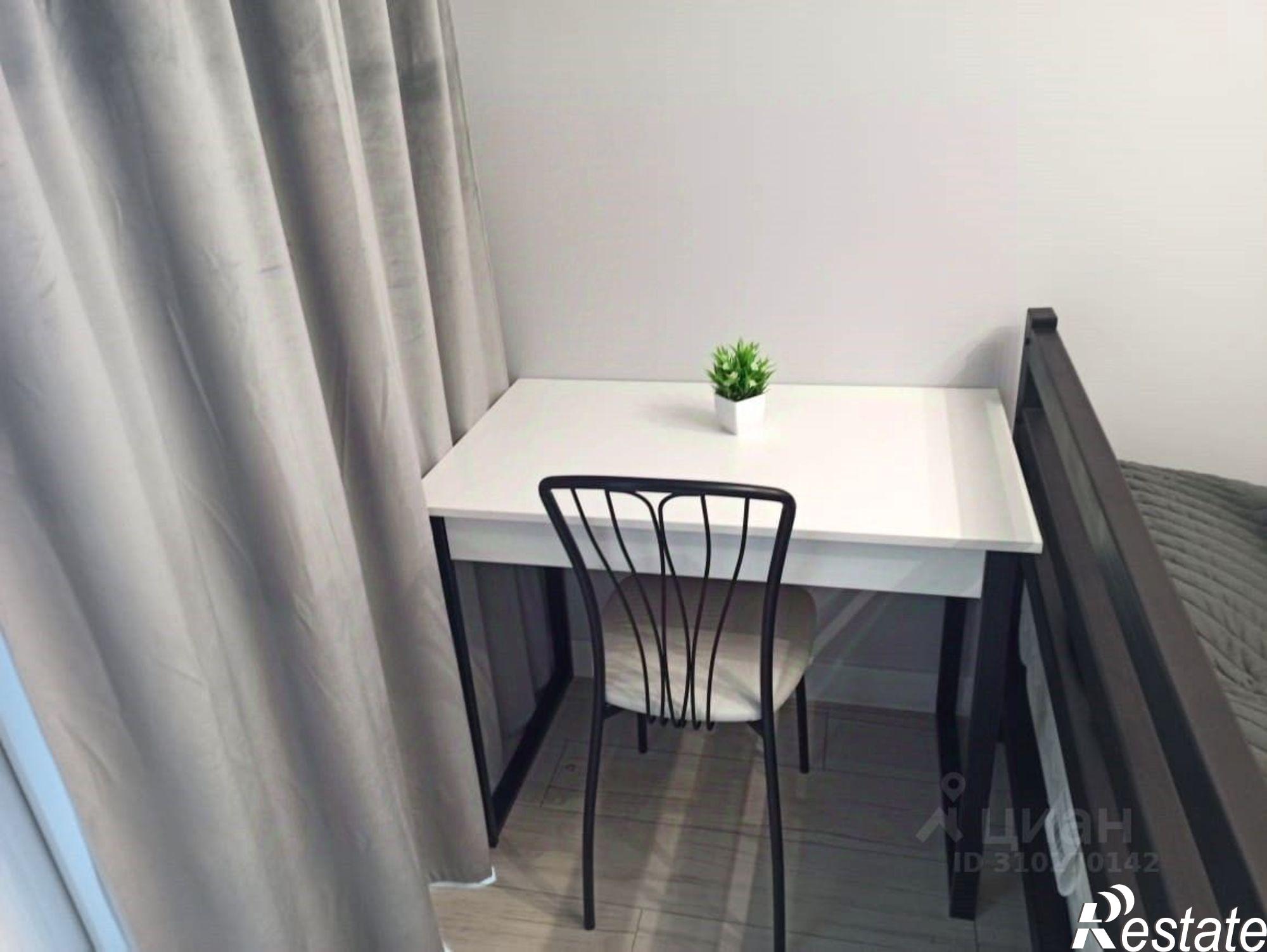 Сдать квартиру за 36 000 рублей на бульвар Комарова, 20В/9А