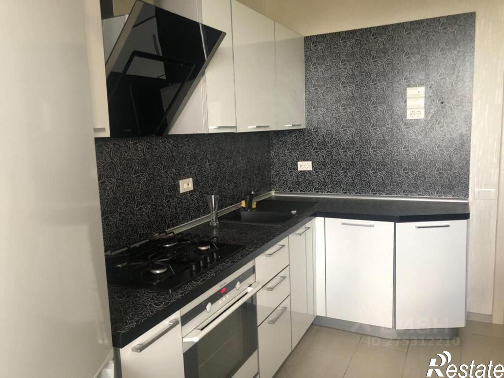 Сдать квартиру за 28 000 рублей на улица Закруткина, 20