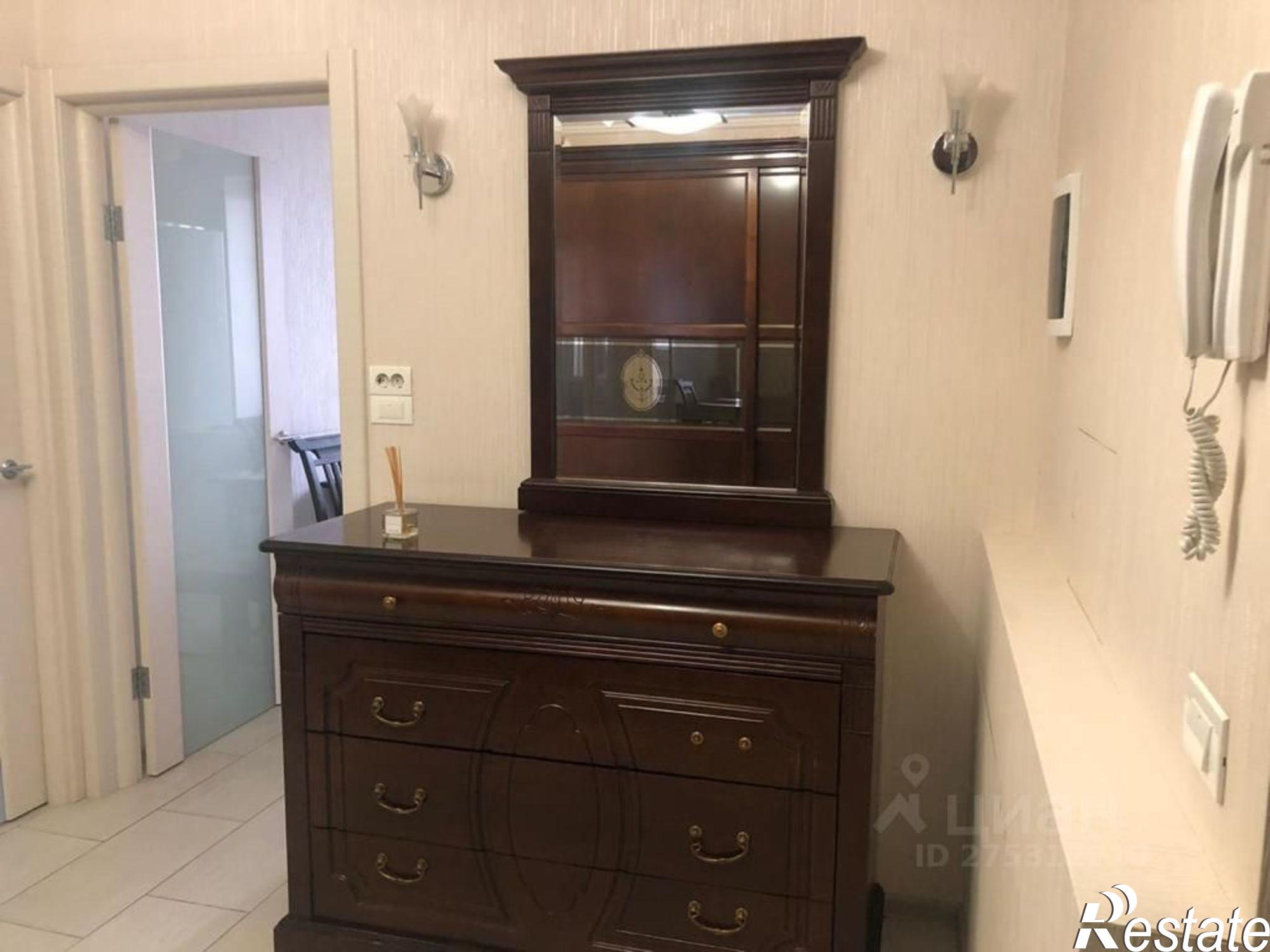 Сдать квартиру за 28 000 рублей на улица Закруткина, 20