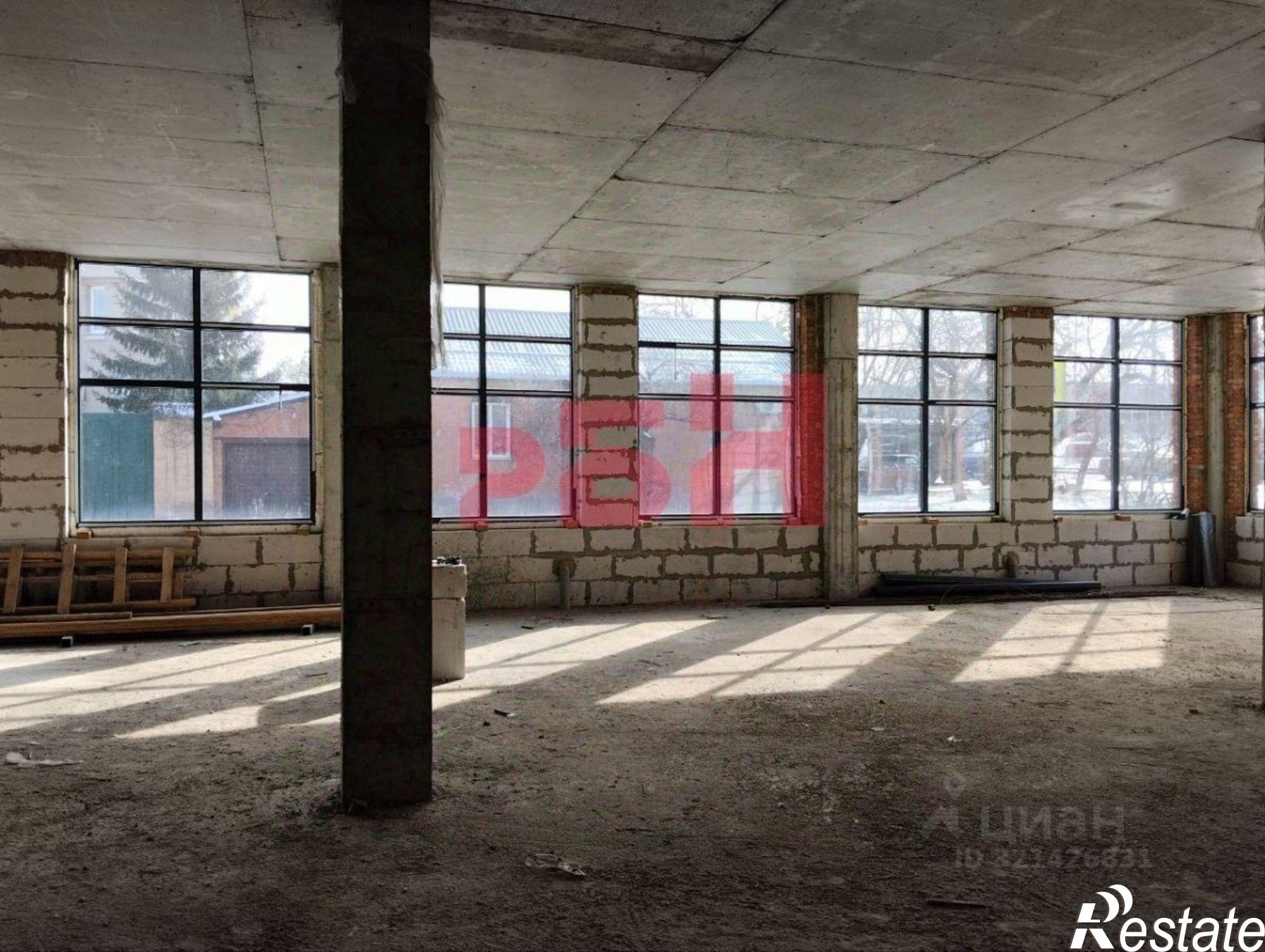 Сдать торговое помещение за 104 000 рублей на Омская улица, 17\1