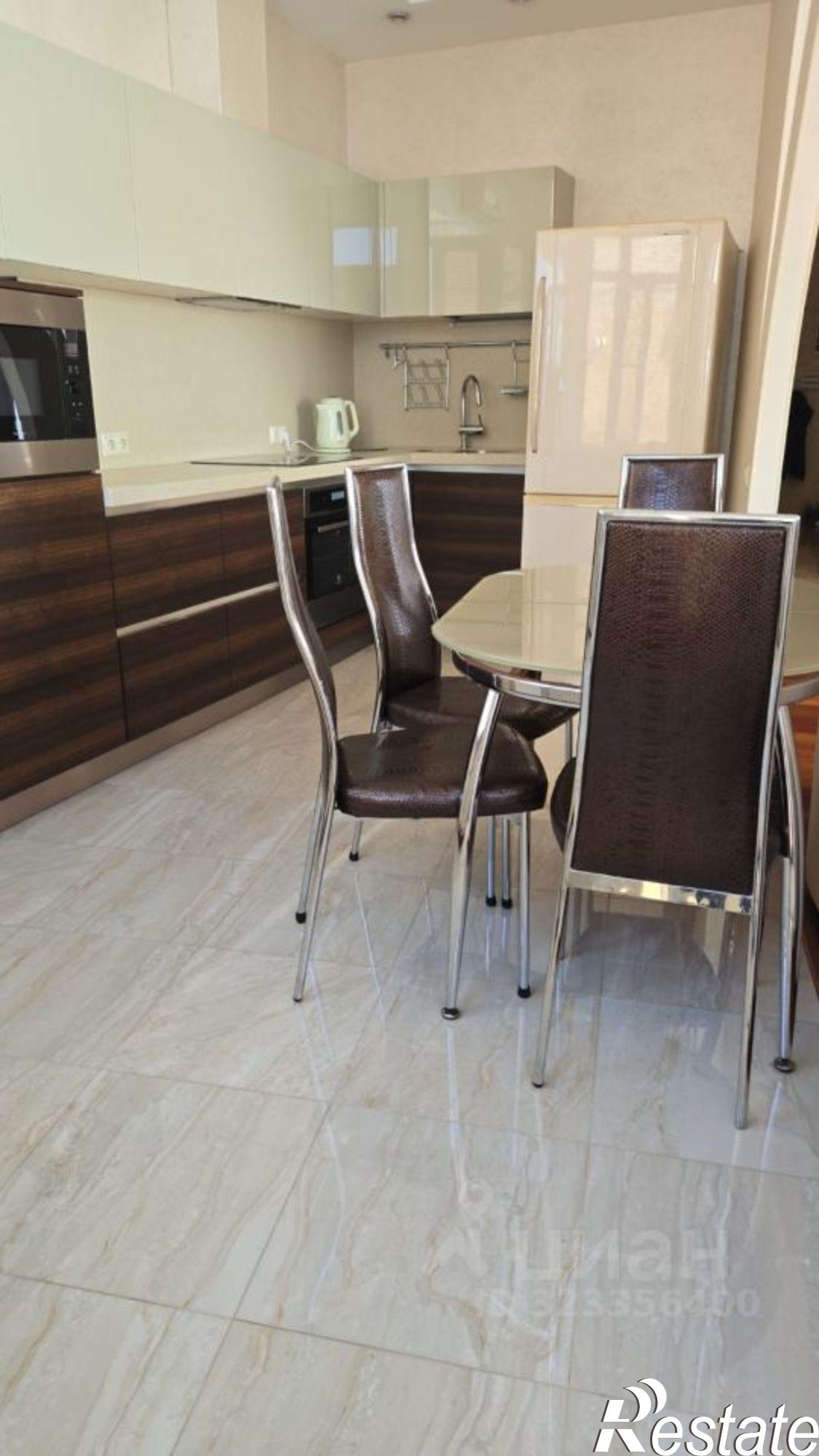 Сдать квартиру за 80 000 рублей на Ульяновская улица, 44/10