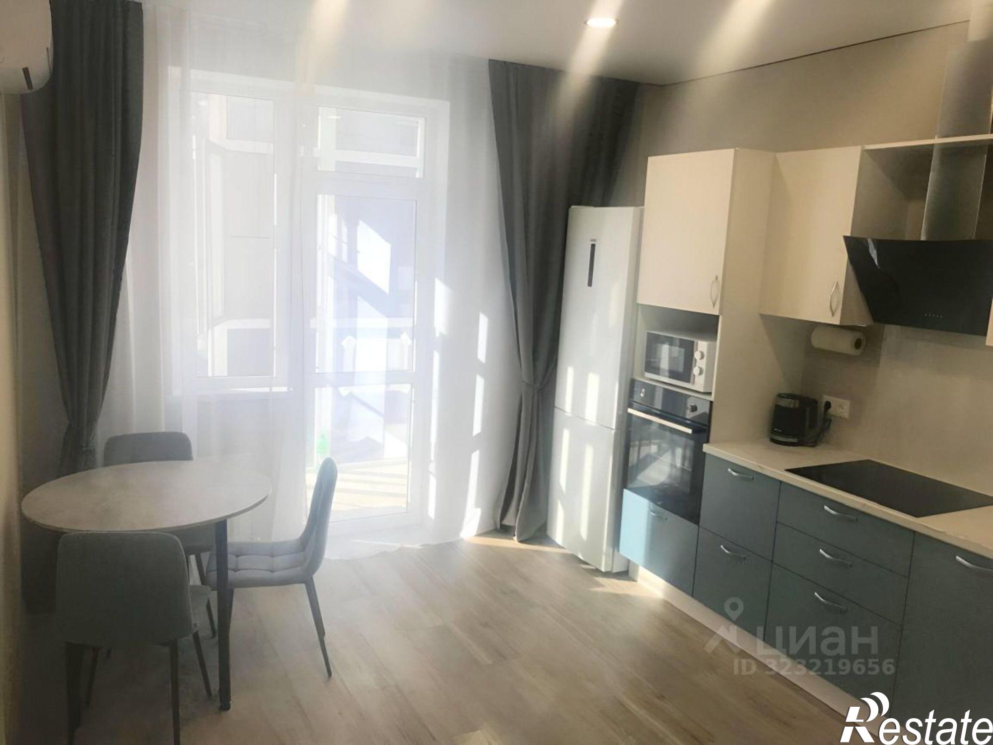 Сдать квартиру за 43 000 рублей на проспект Стачки, 200 с2