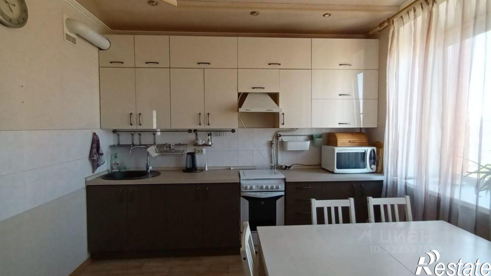 Сдать квартиру за 35 000 рублей на улица Максима Горького, 140