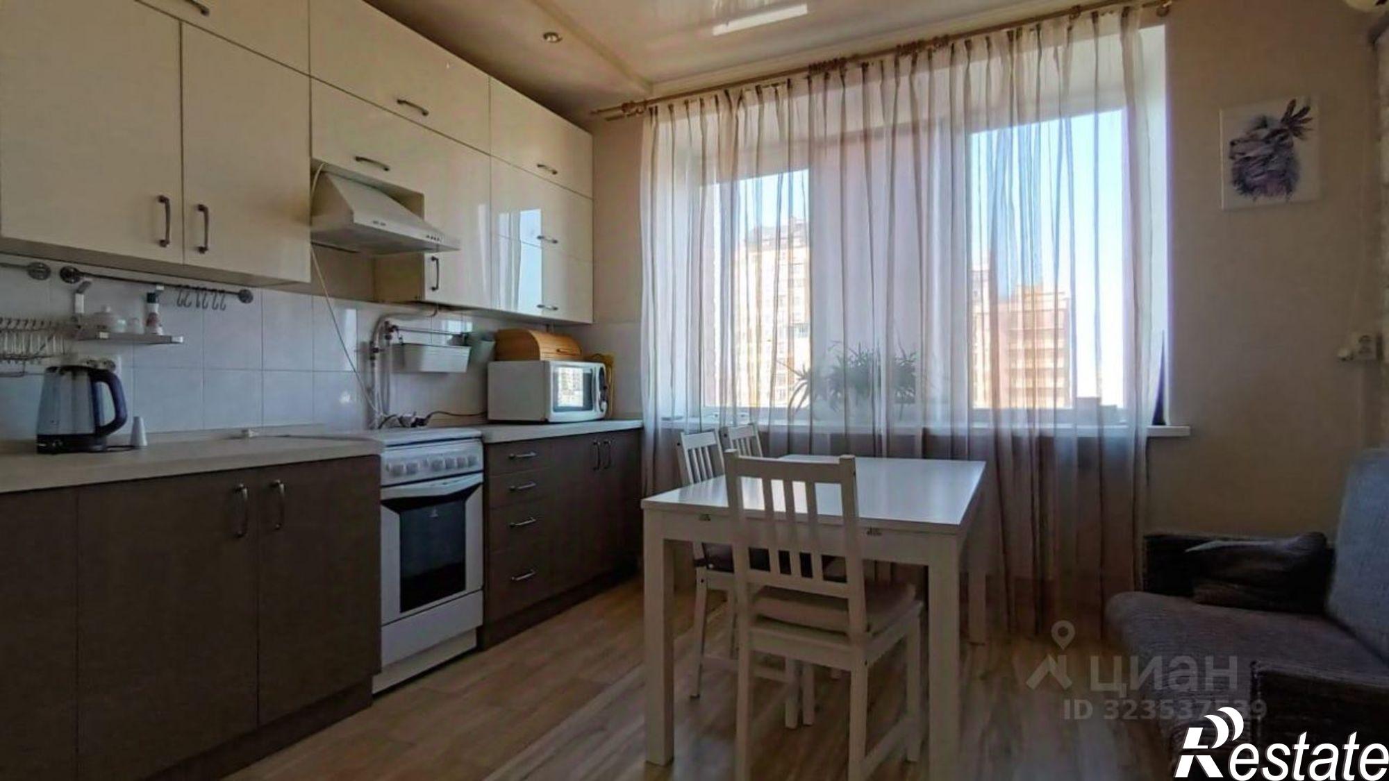 Сдать квартиру за 35 000 рублей на улица Максима Горького, 140