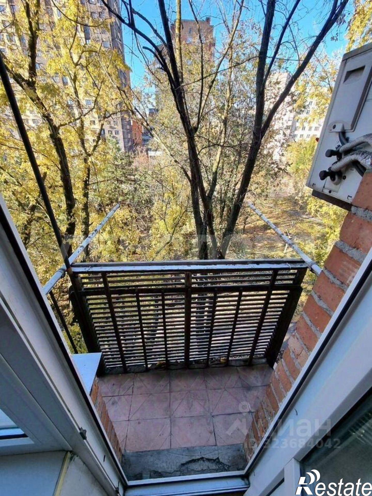 Купить квартиру за 2 800 000 рублей на улица Добровольского, 20