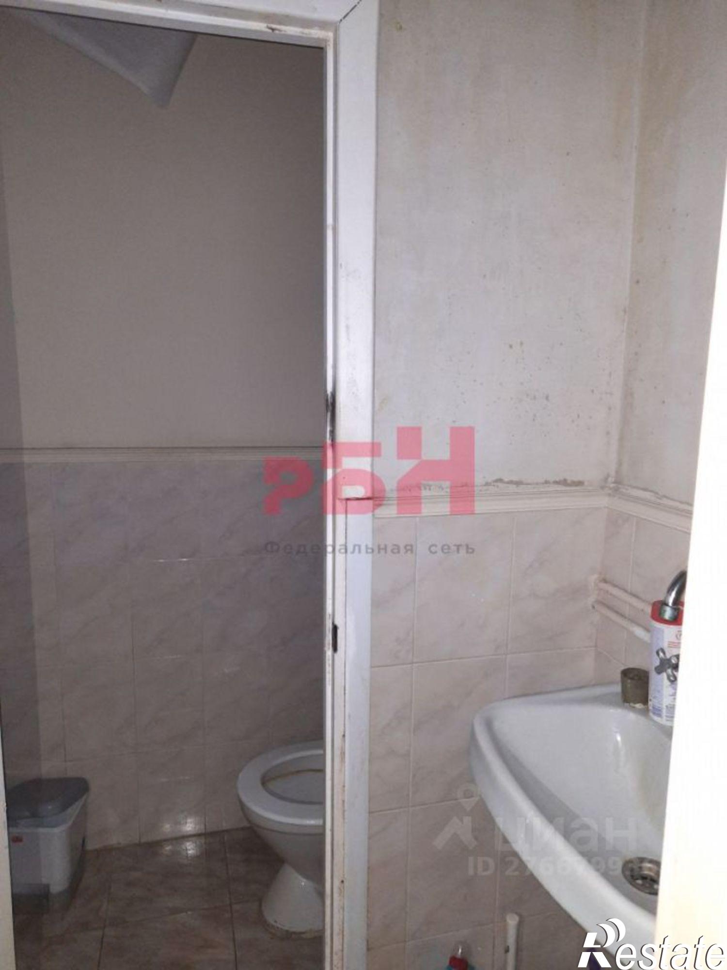 Купить офис, помещение под офис за 7 500 010 рублей на проспект Чехова, 6