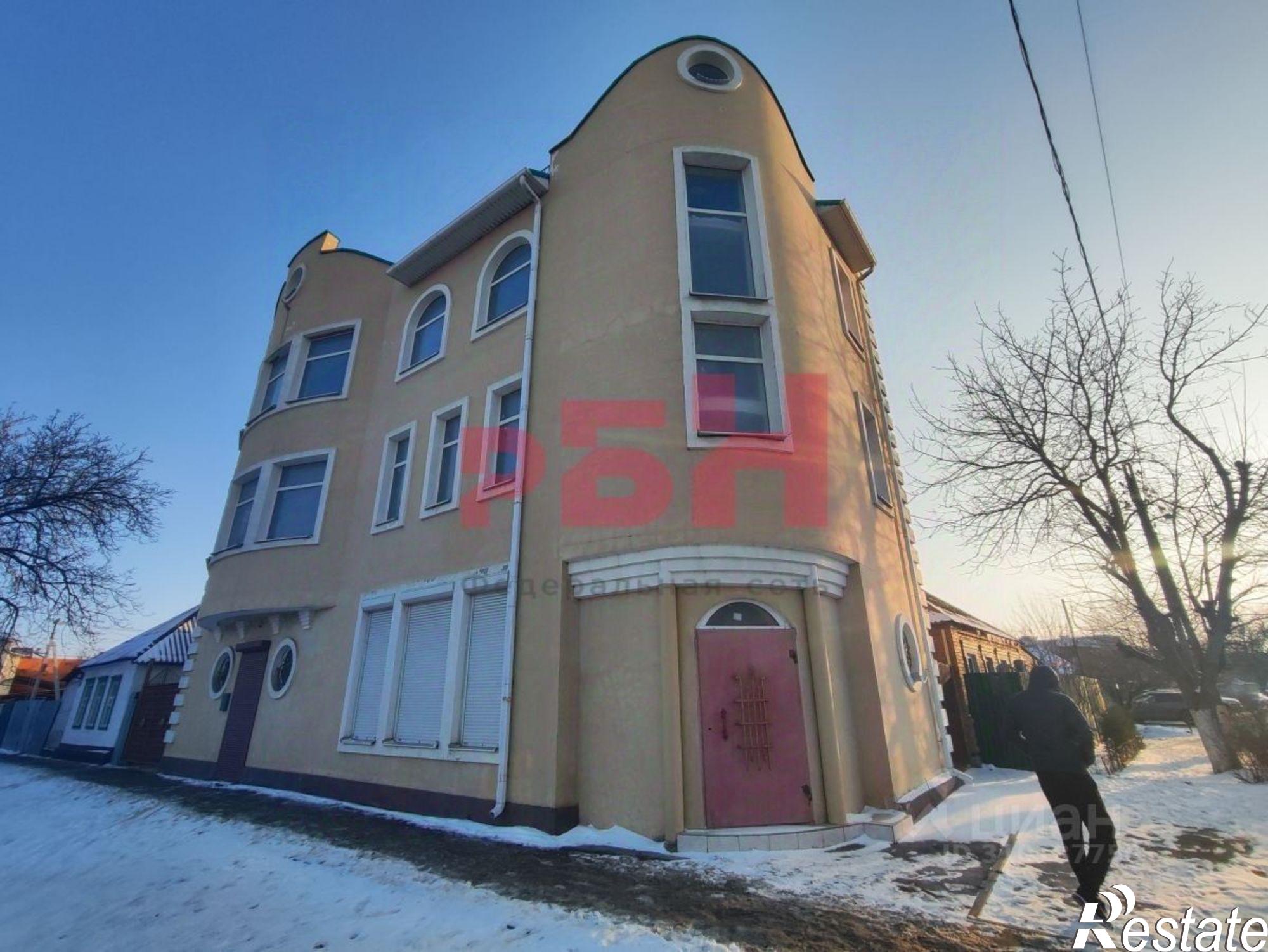 Купить ОСЗ, отдельно стоящее здание за 45 000 100 рублей на улица Мадояна, 181