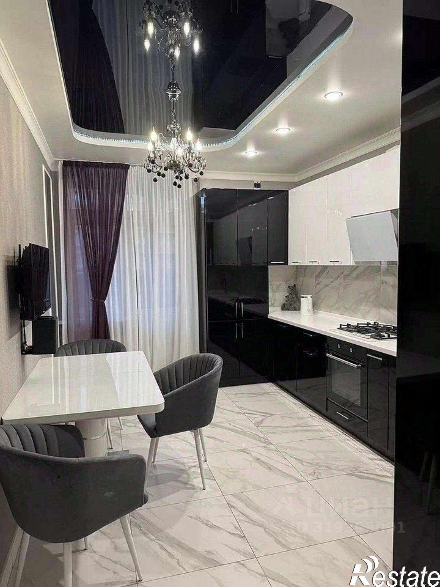 Купить квартиру за 12 100 000 рублей на улица Богданова, 79