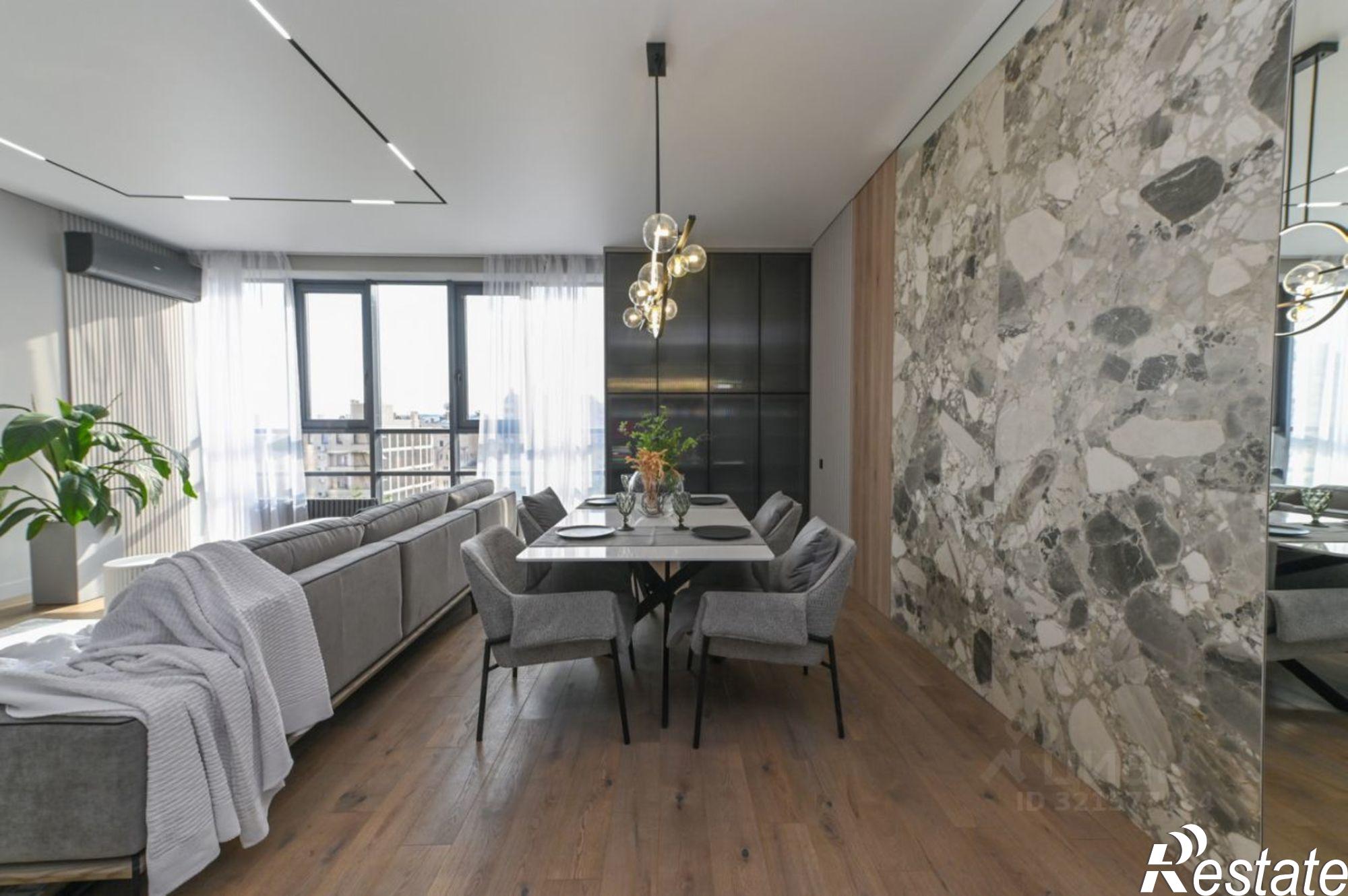 Купить квартиру за 49 000 000 рублей на улица Максима Горького, 120