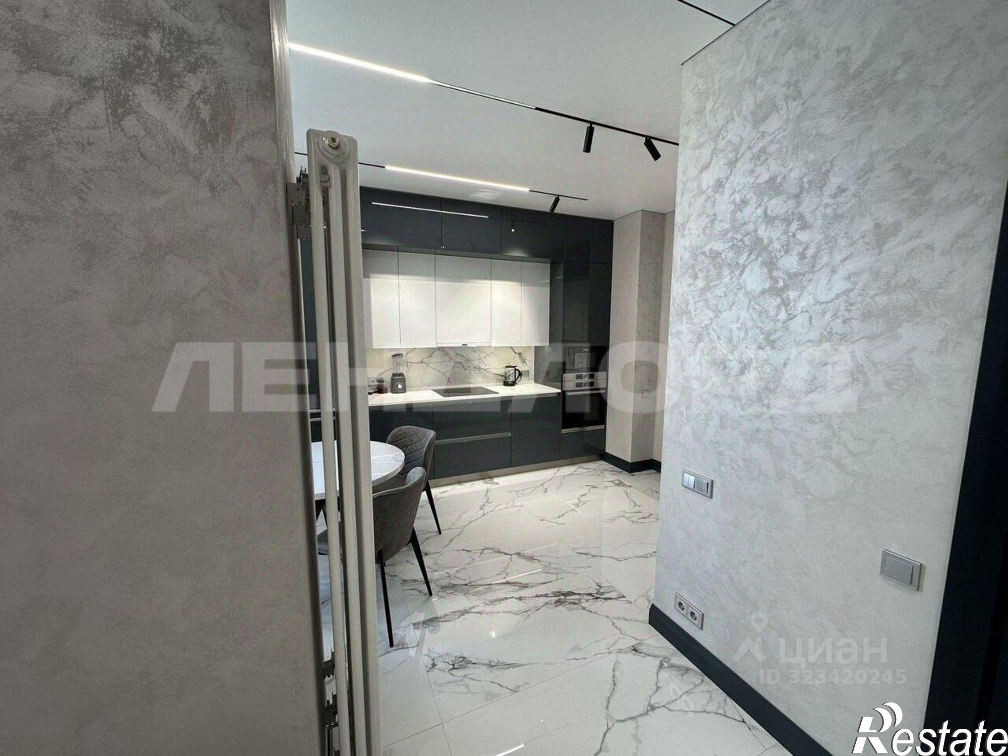 Купить квартиру за 17 000 000 рублей на Кировский проспект, 46