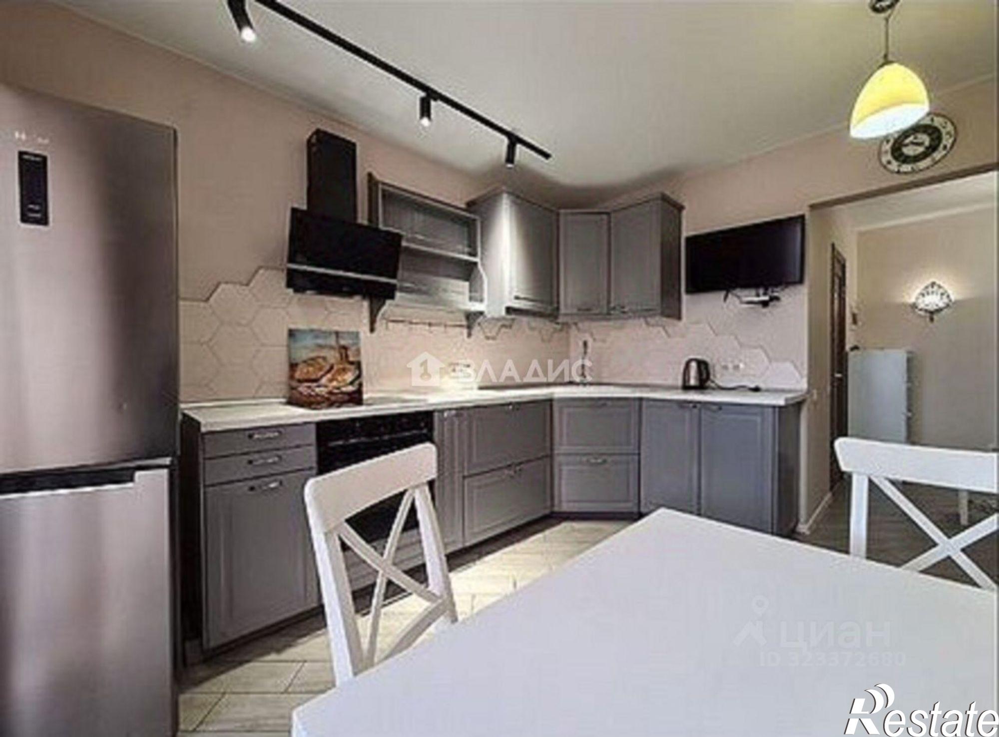 Купить квартиру за 8 000 000 рублей на Кировский проспект, 79