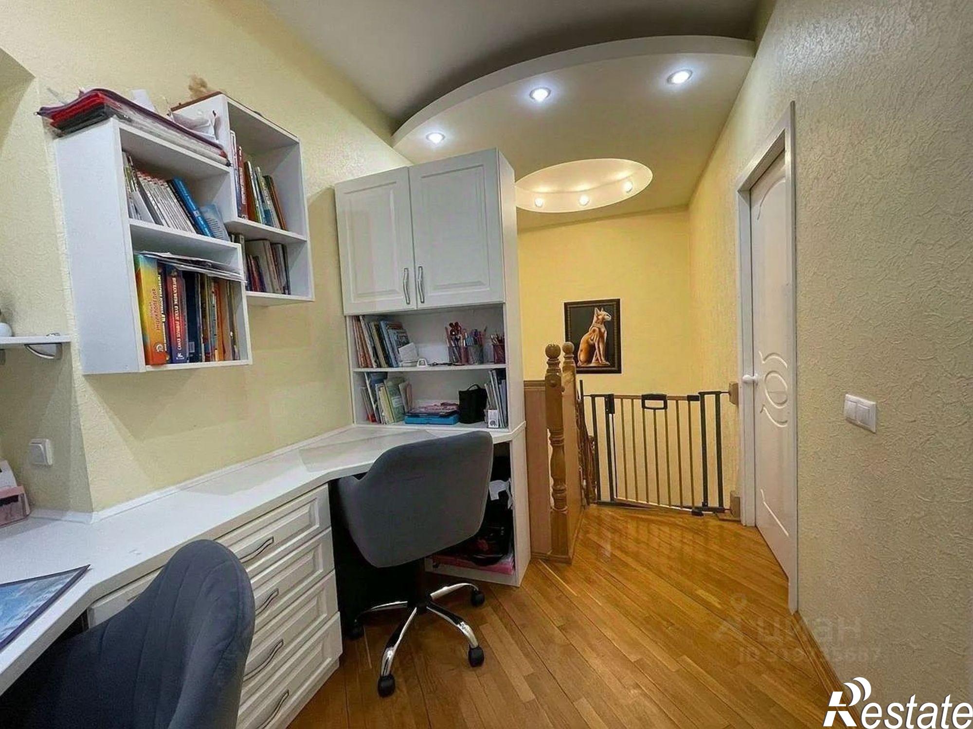 Купить квартиру за 14 000 000 рублей на переулок Семашко, 93/139