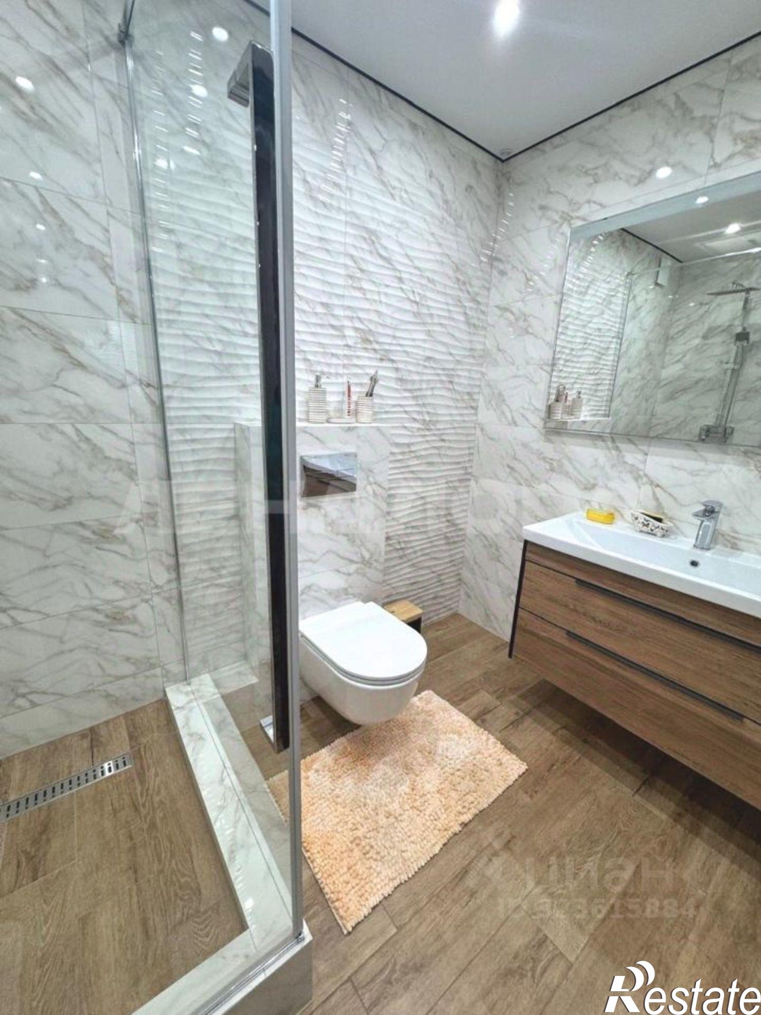 Купить квартиру за 13 000 000 рублей на 11-я линия, 53