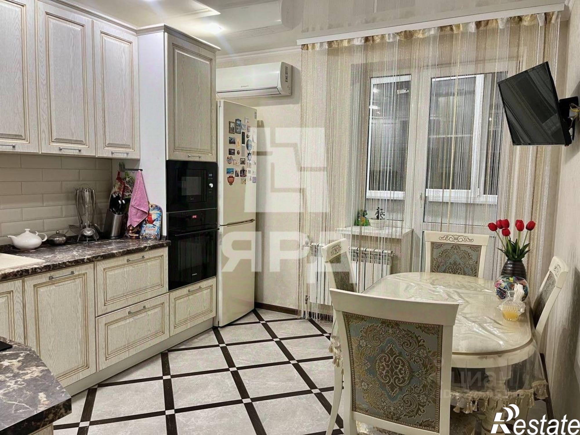 Купить квартиру за 11 800 000 рублей на Творческая улица, 8