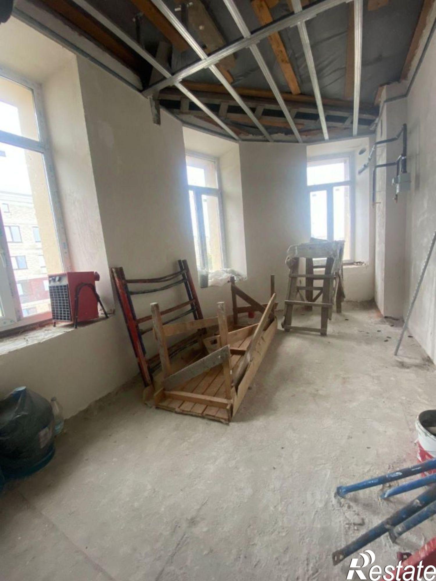 Купить квартиру за 12 000 000 рублей на 20-я линия, 13