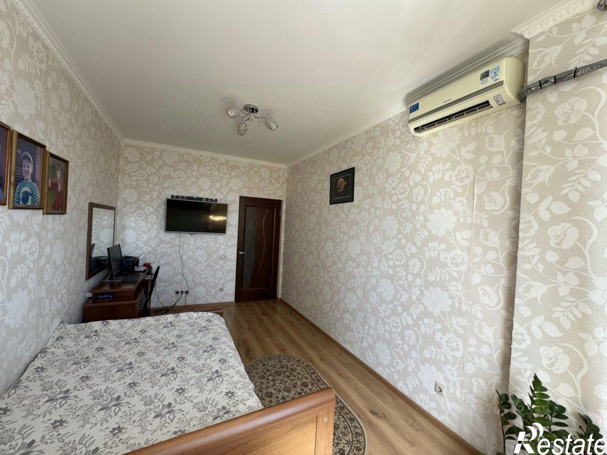 Купить квартиру за 13 000 000 рублей на улица Мясникова, 101