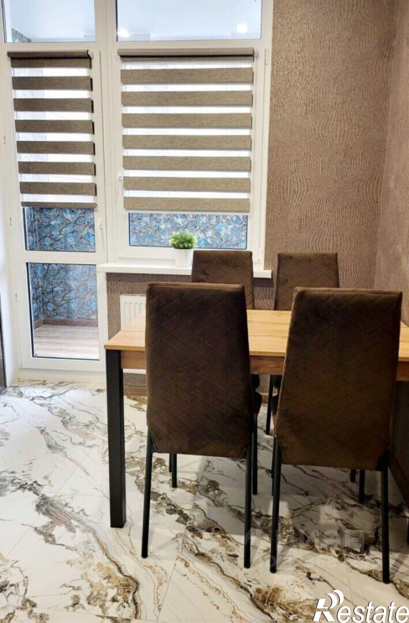 Купить квартиру за 11 500 000 рублей на проспект Сиверса, 30